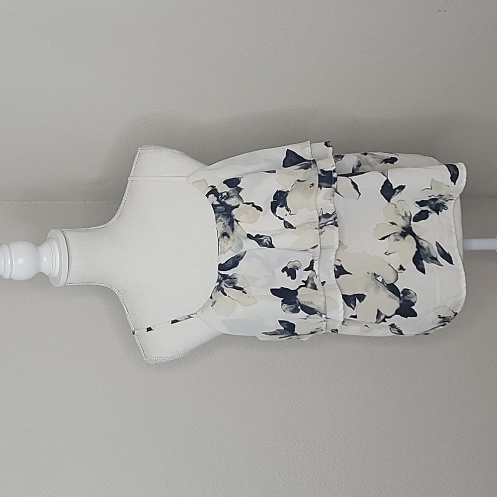 Daytrip Strappy Tiered Layer Floral Tank Top